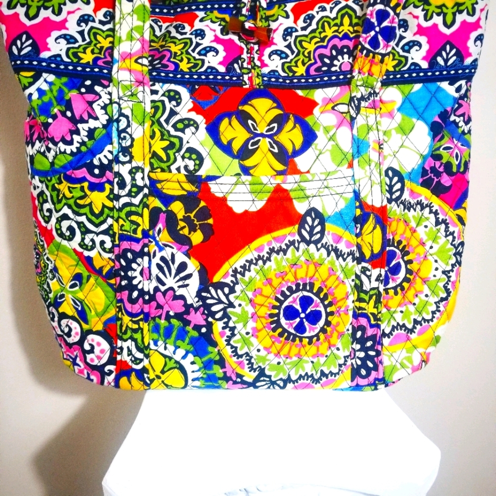 New Vera Bradley Tote bag